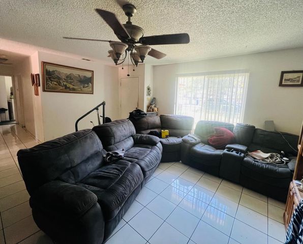 1029 E Cortland Avenue, Fresno, CA 93704