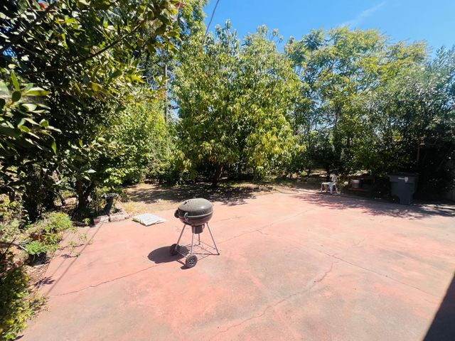 1029 E Cortland Avenue, Fresno, CA 93704