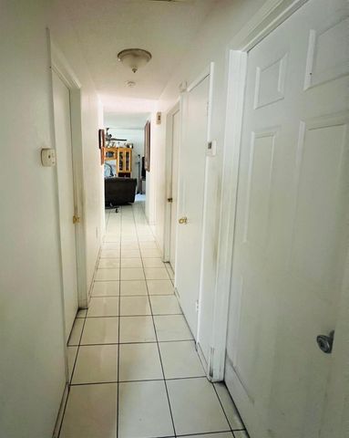 1029 E Cortland Avenue, Fresno, CA 93704