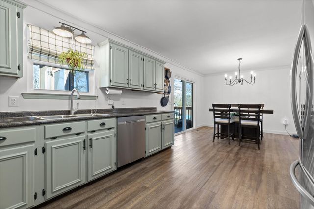 7127 Condra Drive, Harrison, TN 37341