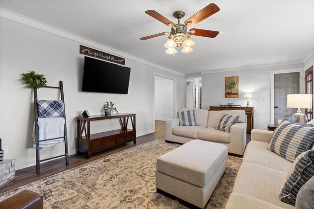 7127 Condra Drive, Harrison, TN 37341