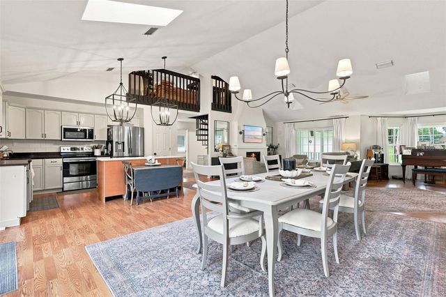 19832 W ELDORADO DRIVE, Eustis, FL 32736