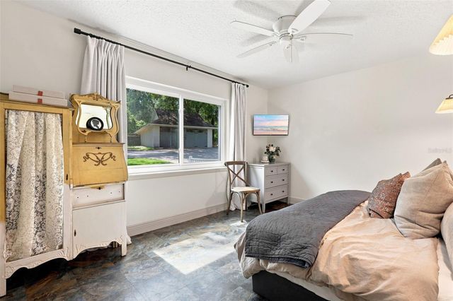 19832 W ELDORADO DRIVE, Eustis, FL 32736