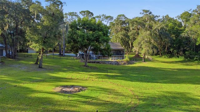 19832 W ELDORADO DRIVE, Eustis, FL 32736