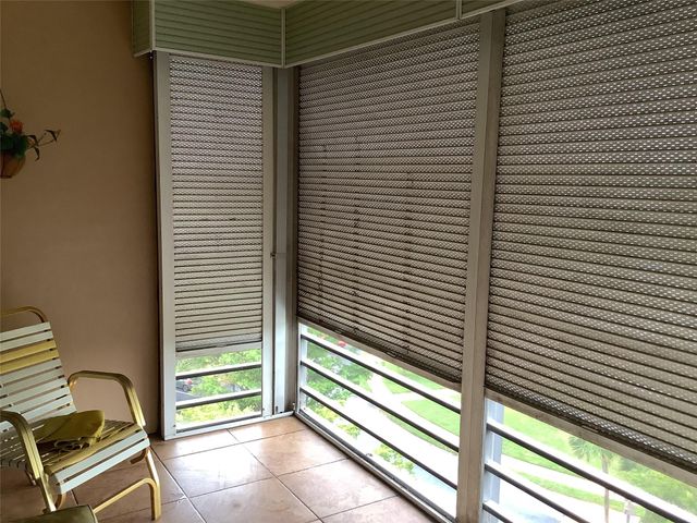 1300 Saint Charles PH13, Pembroke Pines, FL 33026