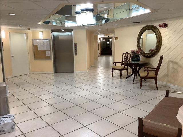 1300 Saint Charles PH13, Pembroke Pines, FL 33026