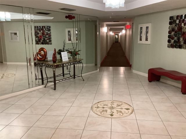 1300 Saint Charles PH13, Pembroke Pines, FL 33026