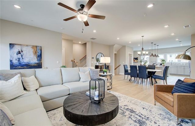 708 Mulberry Walk, Woodstock, GA 30189