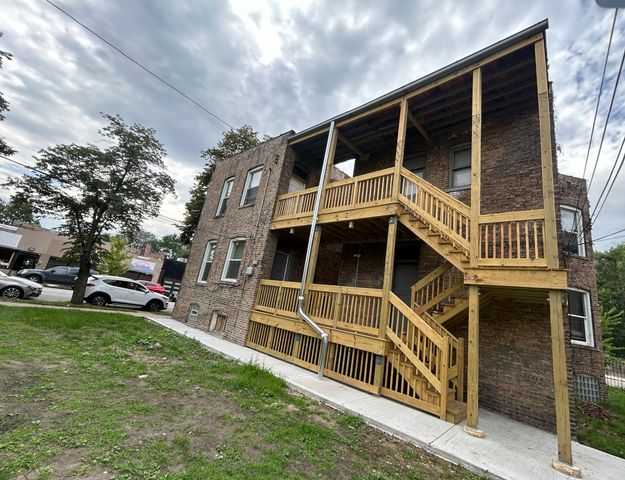 7459 S Champlain Avenue, Chicago, IL 60619