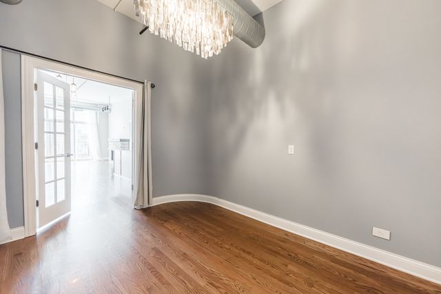 1000 W ADAMS Street 703, Chicago, IL 60607