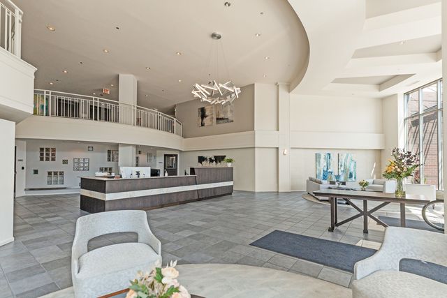 1000 W ADAMS Street 703, Chicago, IL 60607