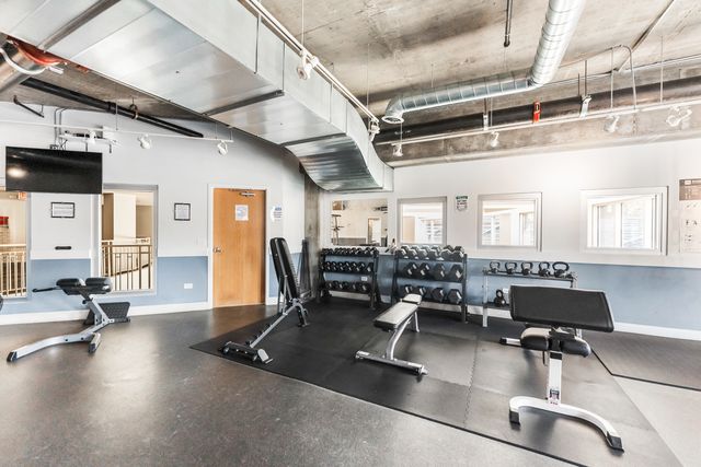 1000 W ADAMS Street 703, Chicago, IL 60607