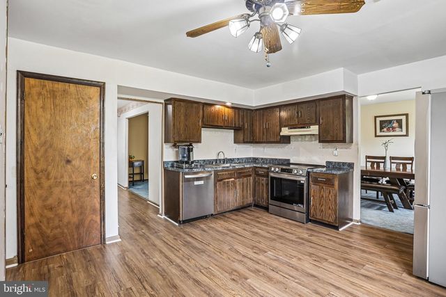 730 FAIRBRIDGE DR, Fairless Hills, PA 19030