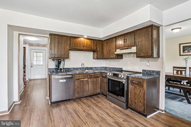 730 FAIRBRIDGE DR, Fairless Hills, PA 19030