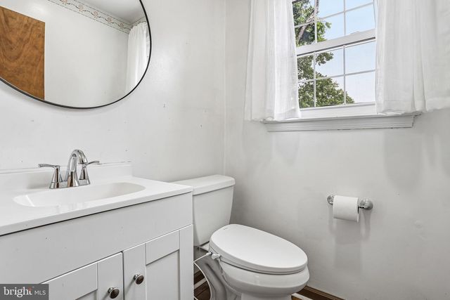 730 FAIRBRIDGE DR, Fairless Hills, PA 19030