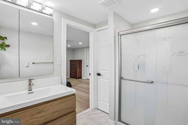 730 FAIRBRIDGE DR, Fairless Hills, PA 19030