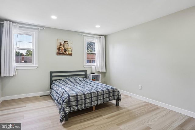 730 FAIRBRIDGE DR, Fairless Hills, PA 19030