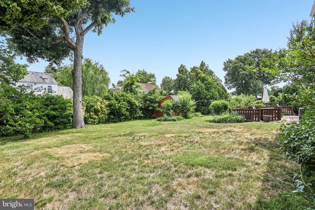 730 FAIRBRIDGE DR, Fairless Hills, PA 19030