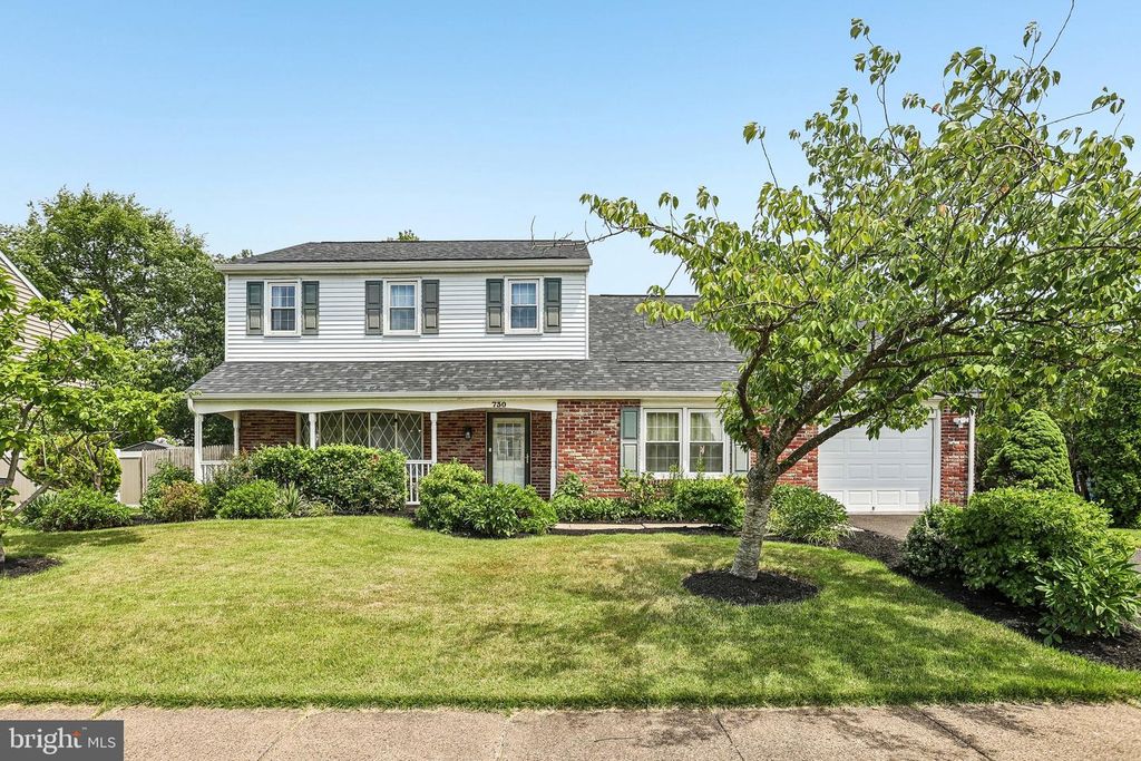 730 FAIRBRIDGE DR, Fairless Hills, PA 19030