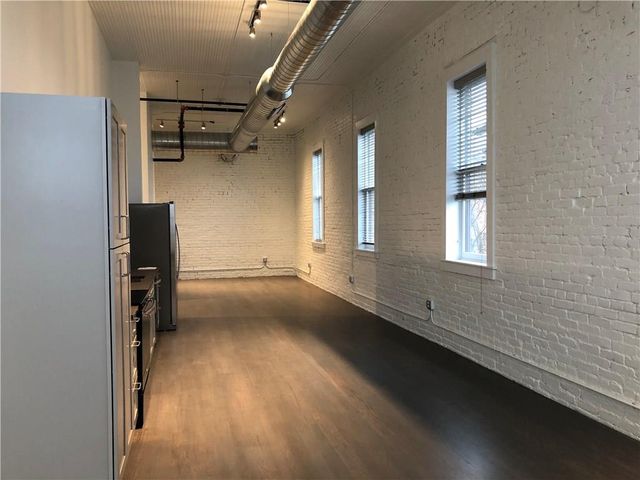 102 E 2nd ST 205, Taylor, TX 76574