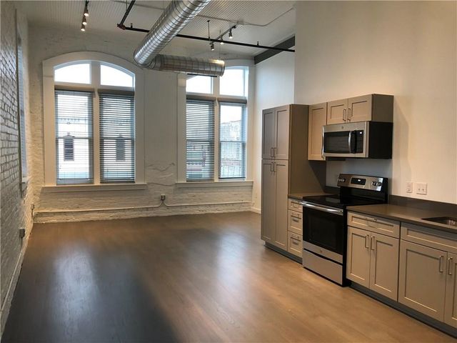 102 E 2nd ST 205, Taylor, TX 76574