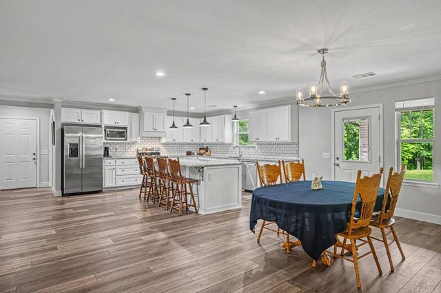 122 Crestview Lane, Malvern, AR 72104