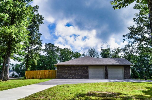 122 Crestview Lane, Malvern, AR 72104