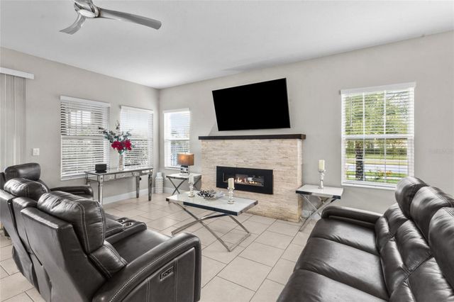 5605 SILVER SUN DRIVE, Apollo Beach, FL 33572