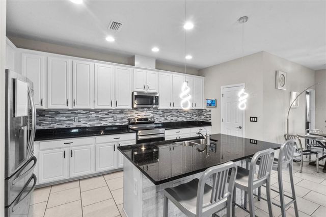 5605 SILVER SUN DRIVE, Apollo Beach, FL 33572