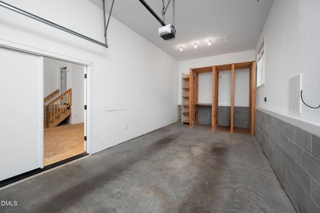 400 W Knox Street, Durham, NC 27701