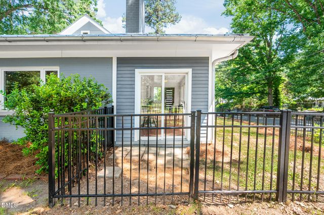 400 W Knox Street, Durham, NC 27701