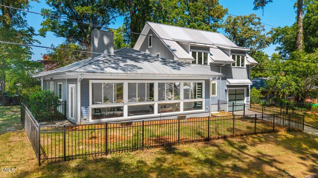 400 W Knox Street, Durham, NC 27701