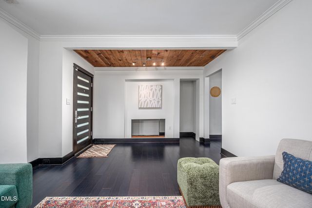 400 W Knox Street, Durham, NC 27701