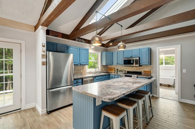 8 Cook Lane, Westford, VT 05494