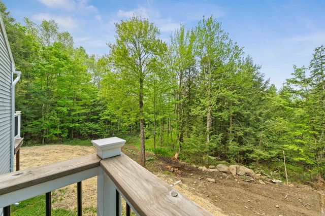8 Cook Lane, Westford, VT 05494