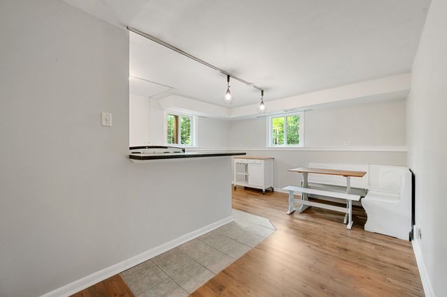 8 Cook Lane, Westford, VT 05494