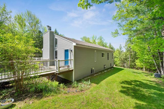 8 Cook Lane, Westford, VT 05494