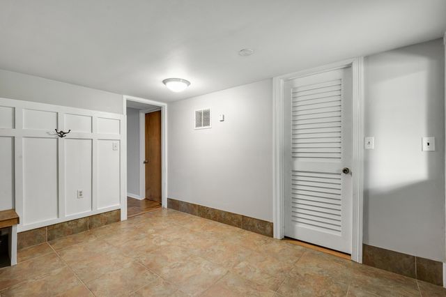 8 Cook Lane, Westford, VT 05494