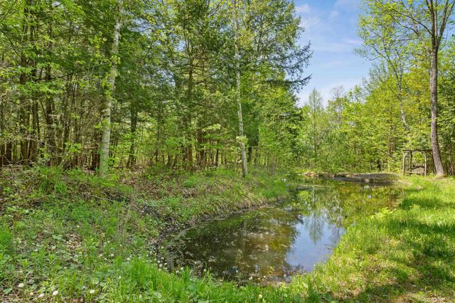8 Cook Lane, Westford, VT 05494