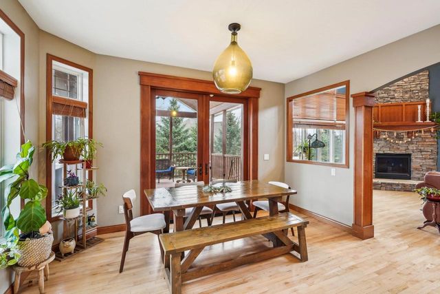 1310 Hanover Court, Waunakee, WI 53597
