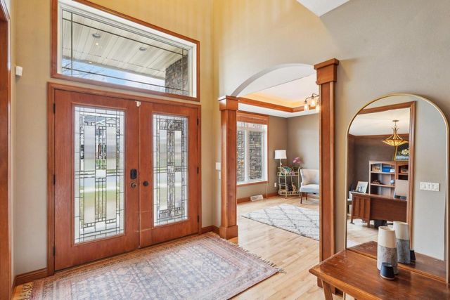 1310 Hanover Court, Waunakee, WI 53597