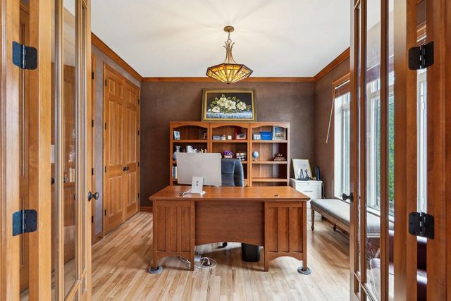 1310 Hanover Court, Waunakee, WI 53597