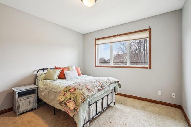 1310 Hanover Court, Waunakee, WI 53597