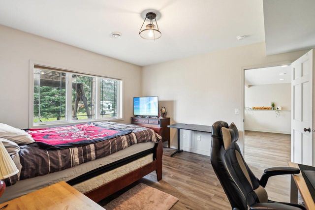 1310 Hanover Court, Waunakee, WI 53597
