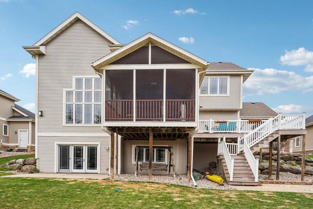 1310 Hanover Court, Waunakee, WI 53597