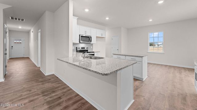 1122 Aviator Lane, Ayden, NC 28513