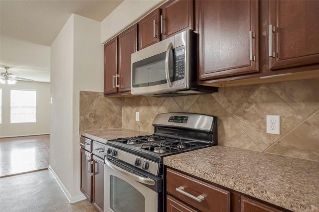13510 Dahlia Green Way, Houston, TX 77038