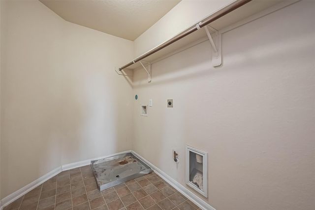 13510 Dahlia Green Way, Houston, TX 77038