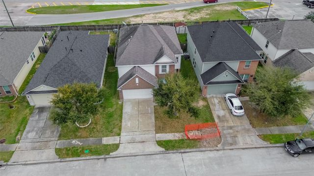 13510 Dahlia Green Way, Houston, TX 77038