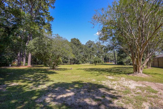 656 Sunset Blvd, Baton Rouge, LA 70808